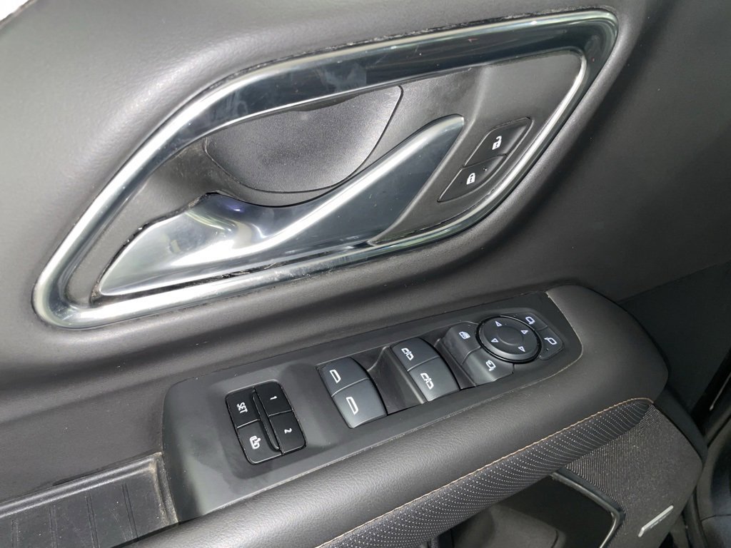 Used 2024 GMC Yukon XL AT4 w/ AT4 Premium Plus Package image 12