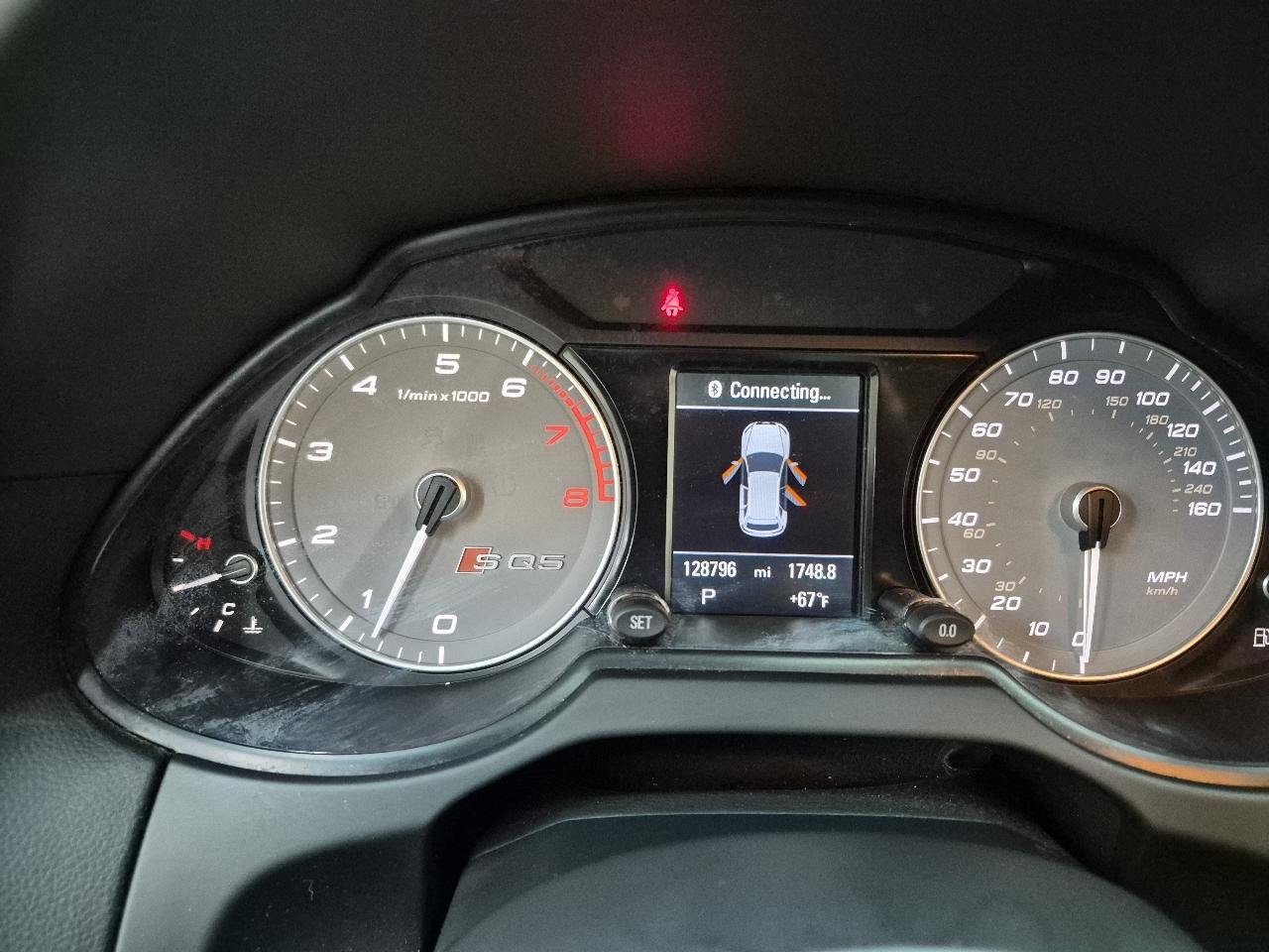 Used 2016 Audi SQ5 Premium Plus AWD/4WD image 30