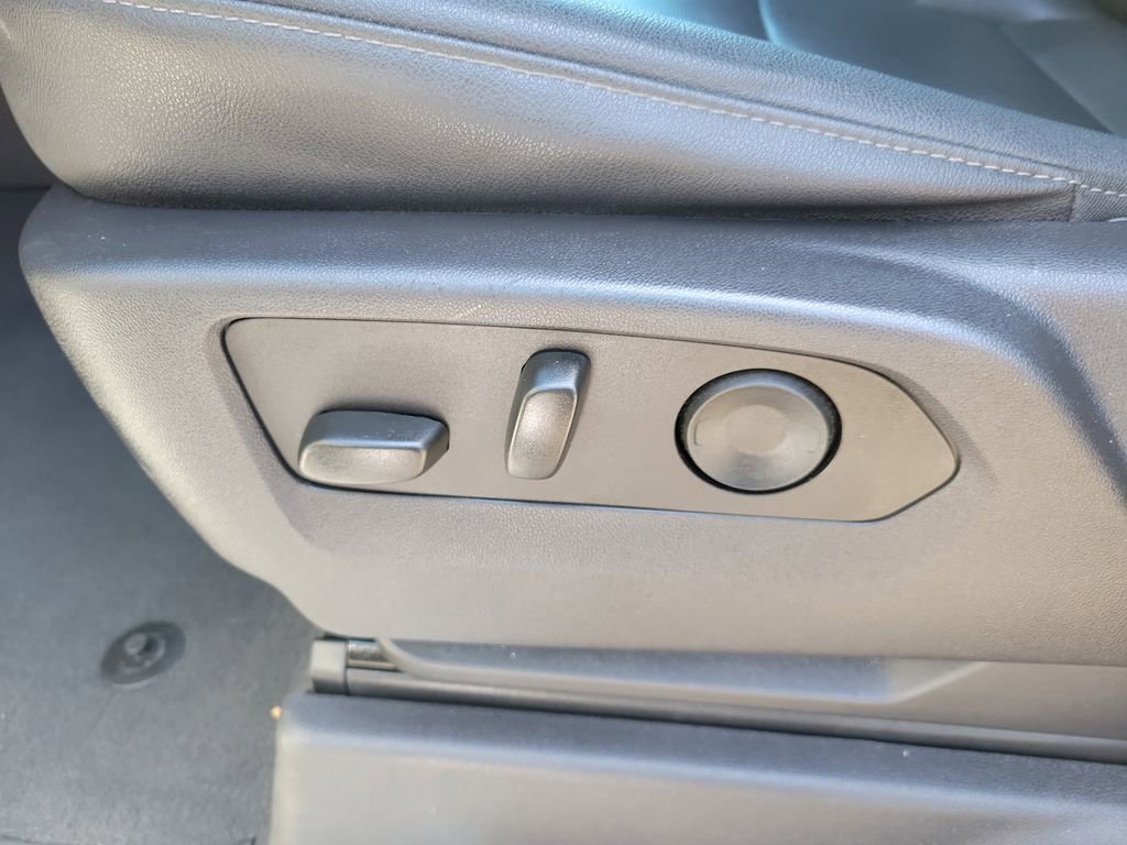 Used 2024 GMC Sierra 1500 SLT w/ SLT Premium Package image 24