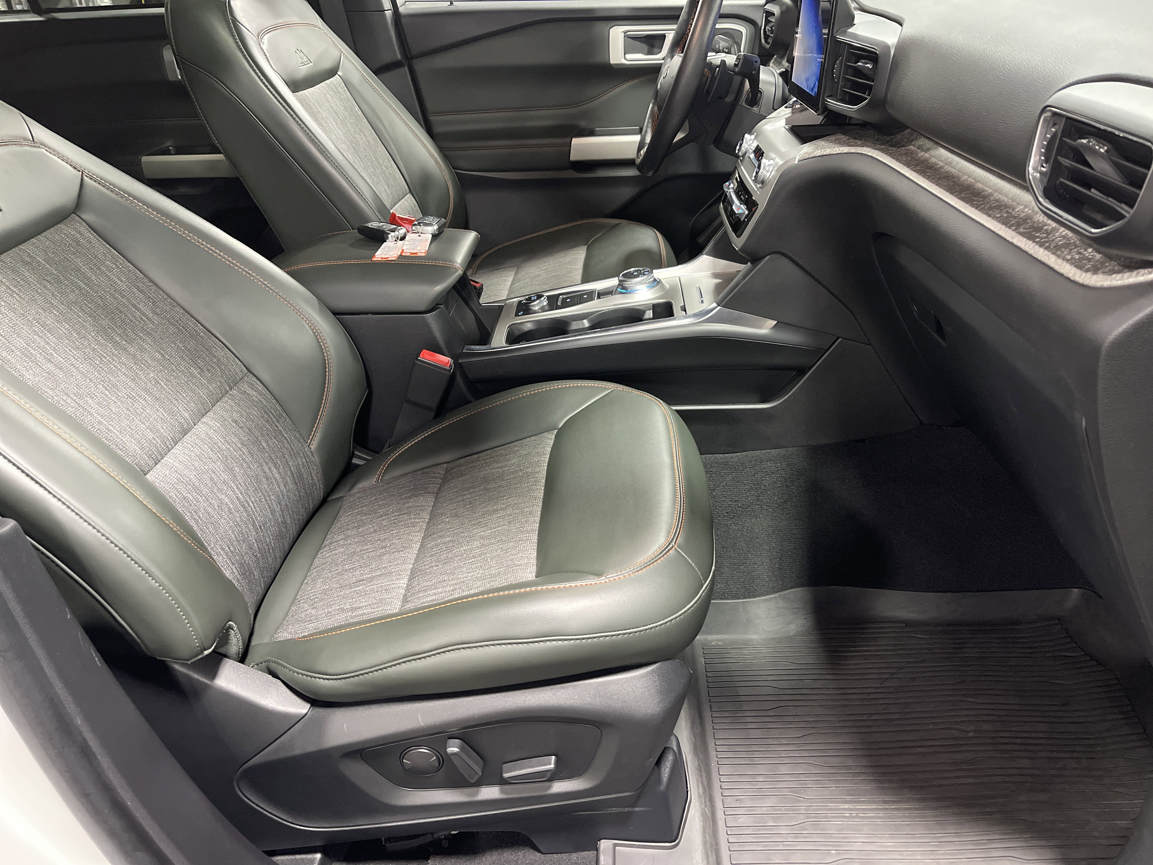 Used 2022 Ford Explorer Timberline image 16