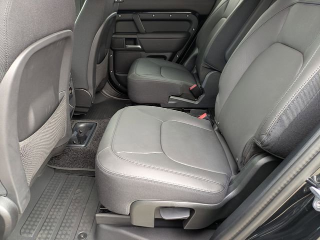 New 2026 Land Rover Defender 130 V8 image 15