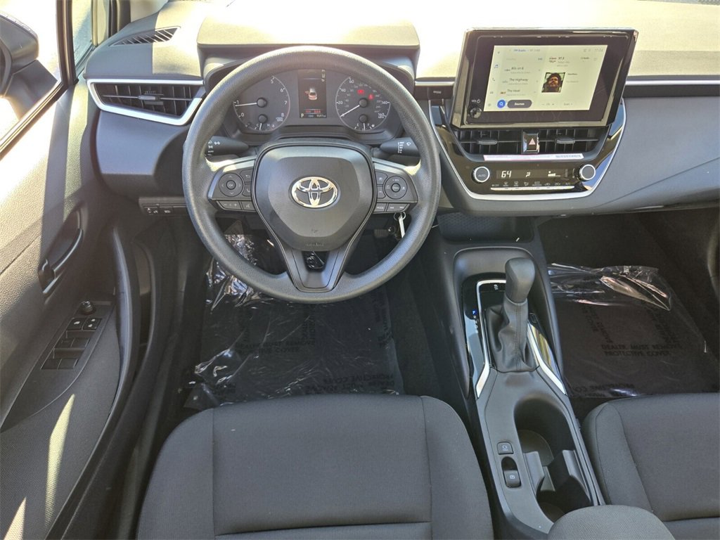 Used 2024 Toyota Corolla LE image 13