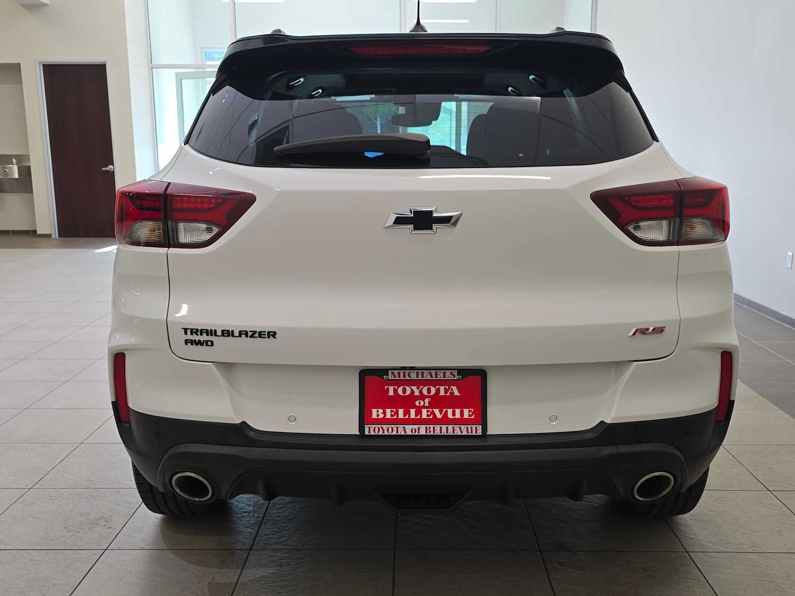 Used 2021 Chevrolet TrailBlazer RS w/ Sun and Liftgate Package AWD/4WD image 5
