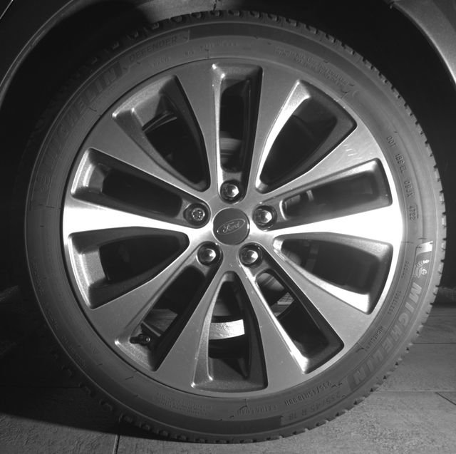 Used 2019 Ford Fusion SE AWD/4WD image 13