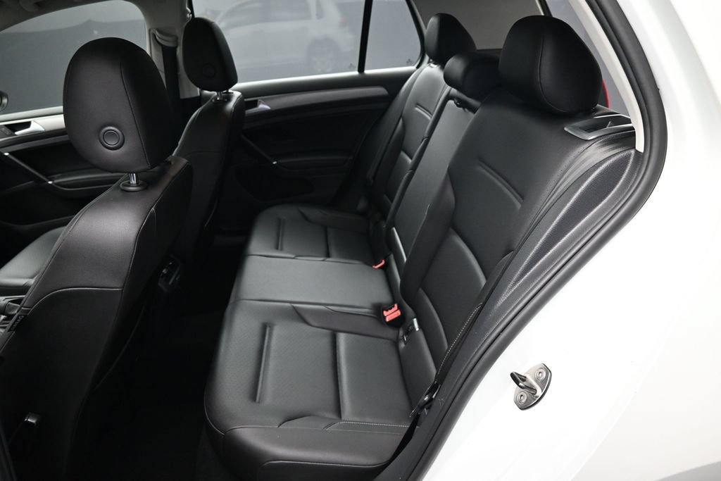 Used 2017 Volkswagen Golf Wolfsburg Edition FWD image 15