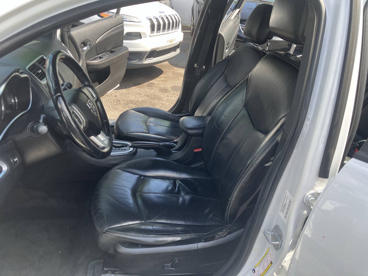 Used 2014 Dodge Avenger SXT w/ Rallye Appearance Group FWD image 26