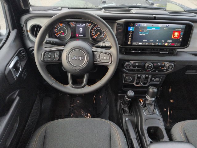 Used 2024 Jeep Wrangler Unlimited Sport AWD/4WD image 16