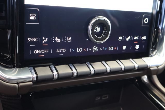 New 2026 GMC Yukon XL Elevation w/ Elevation Premium Package AWD/4WD image 32