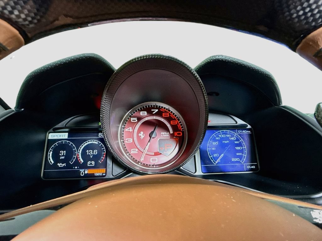 Used 2020 Ferrari Portofino RWD image 13