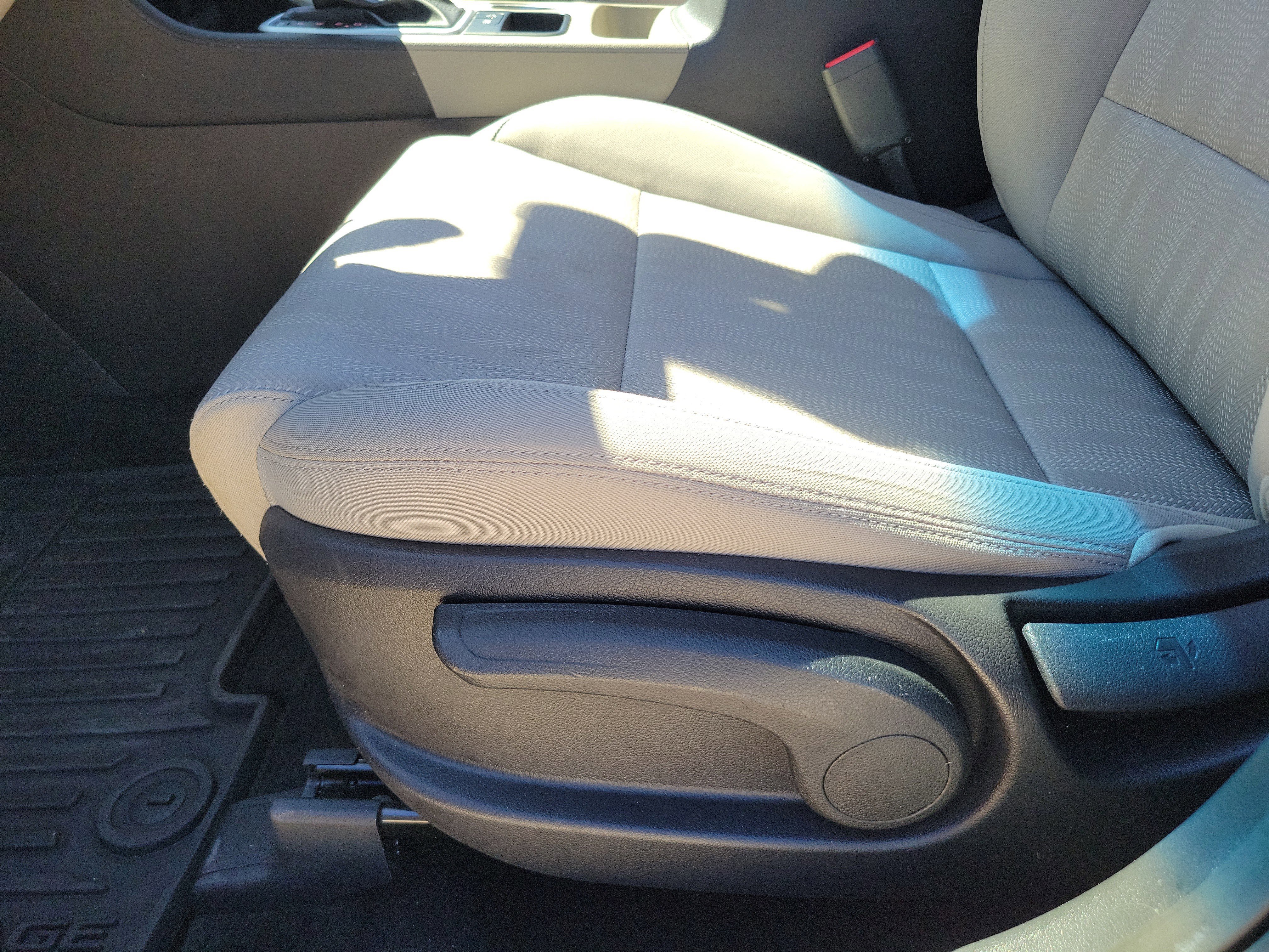 Used 2020 Kia Sportage LX image 20