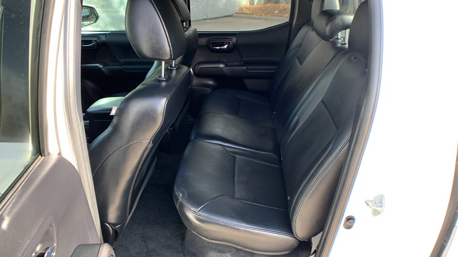 Used 2019 Toyota Tacoma TRD Off-Road image 29