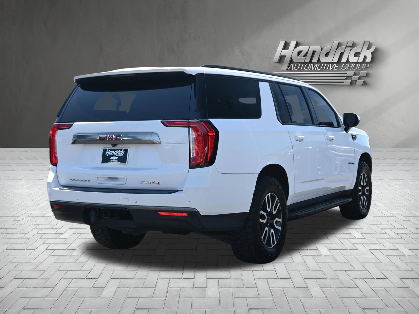 Used 2021 GMC Yukon XL AT4 w/ Rear Media and Nav Package AWD/4WD image 10
