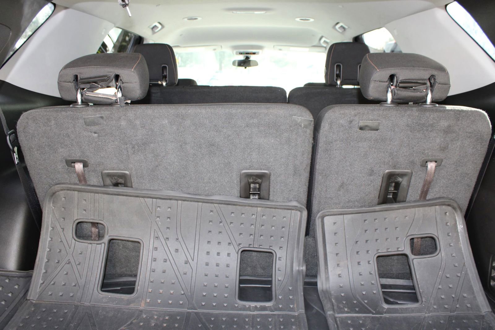 Used 2018 Chevrolet Traverse LS w/ LPO, Cargo Package image 36