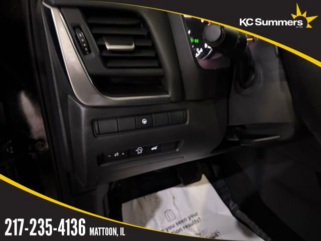 Used 2025 Nissan Rogue SV image 13