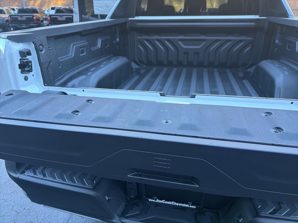 New 2026 Chevrolet Silverado EV LT image 13