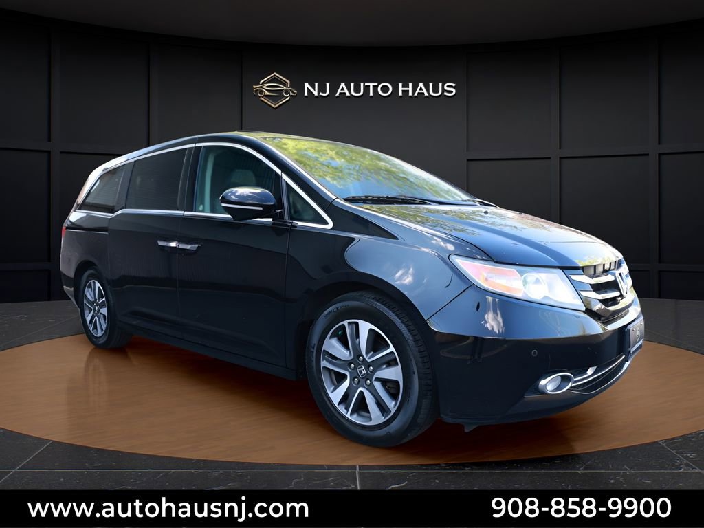 Used 2016 Honda Odyssey Touring image 1