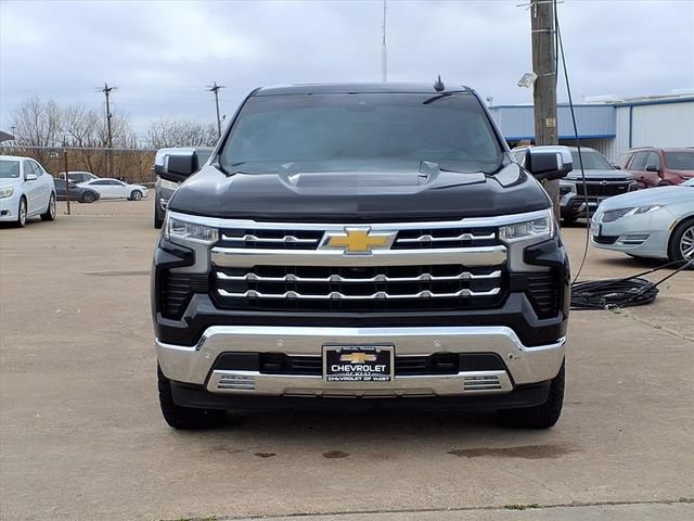 Used 2022 Chevrolet Silverado 1500 LTZ w/ LTZ Premium Texas Edition AWD/4WD image 2