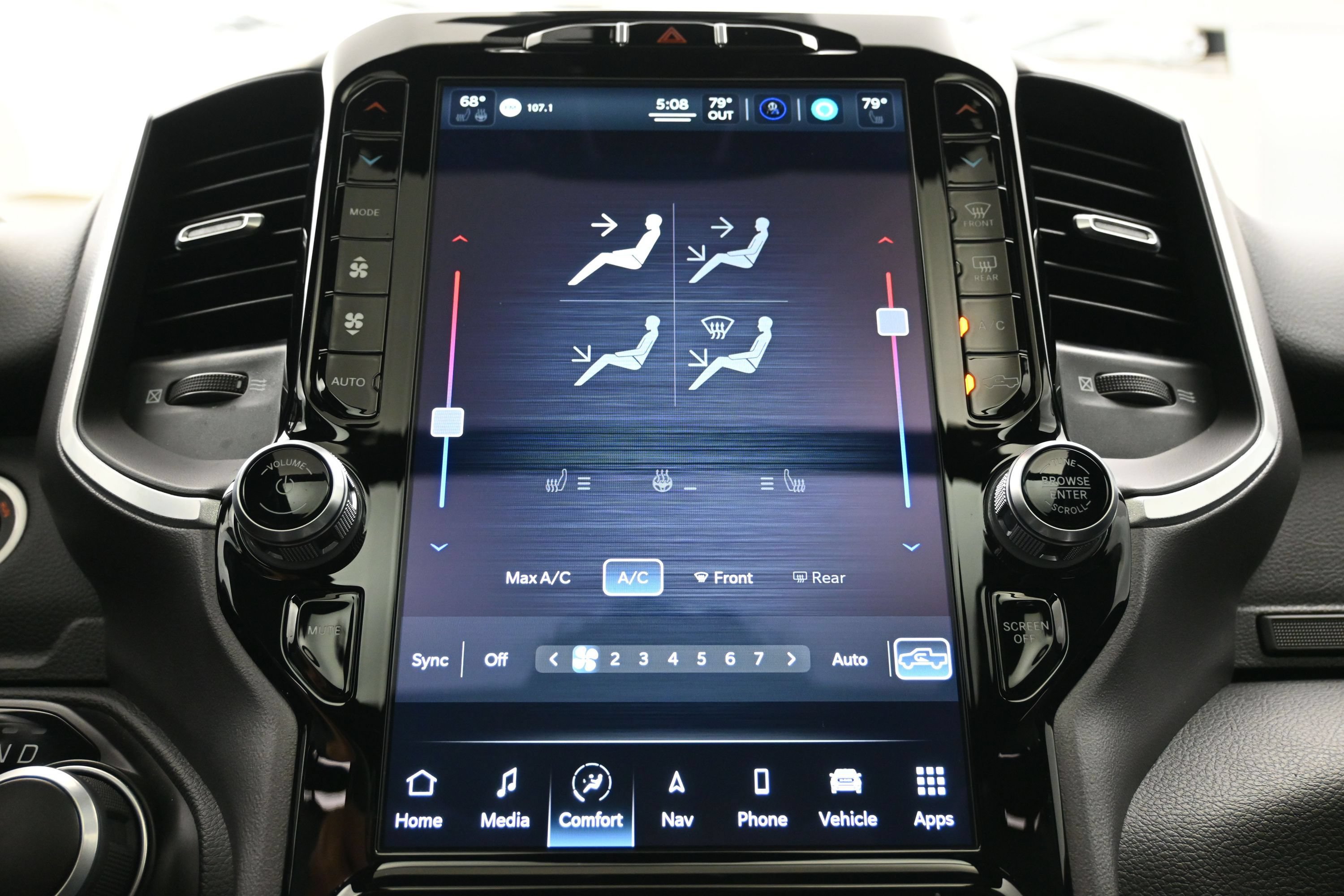 Used 2022 RAM 1500 Big Horn AWD/4WD image 34