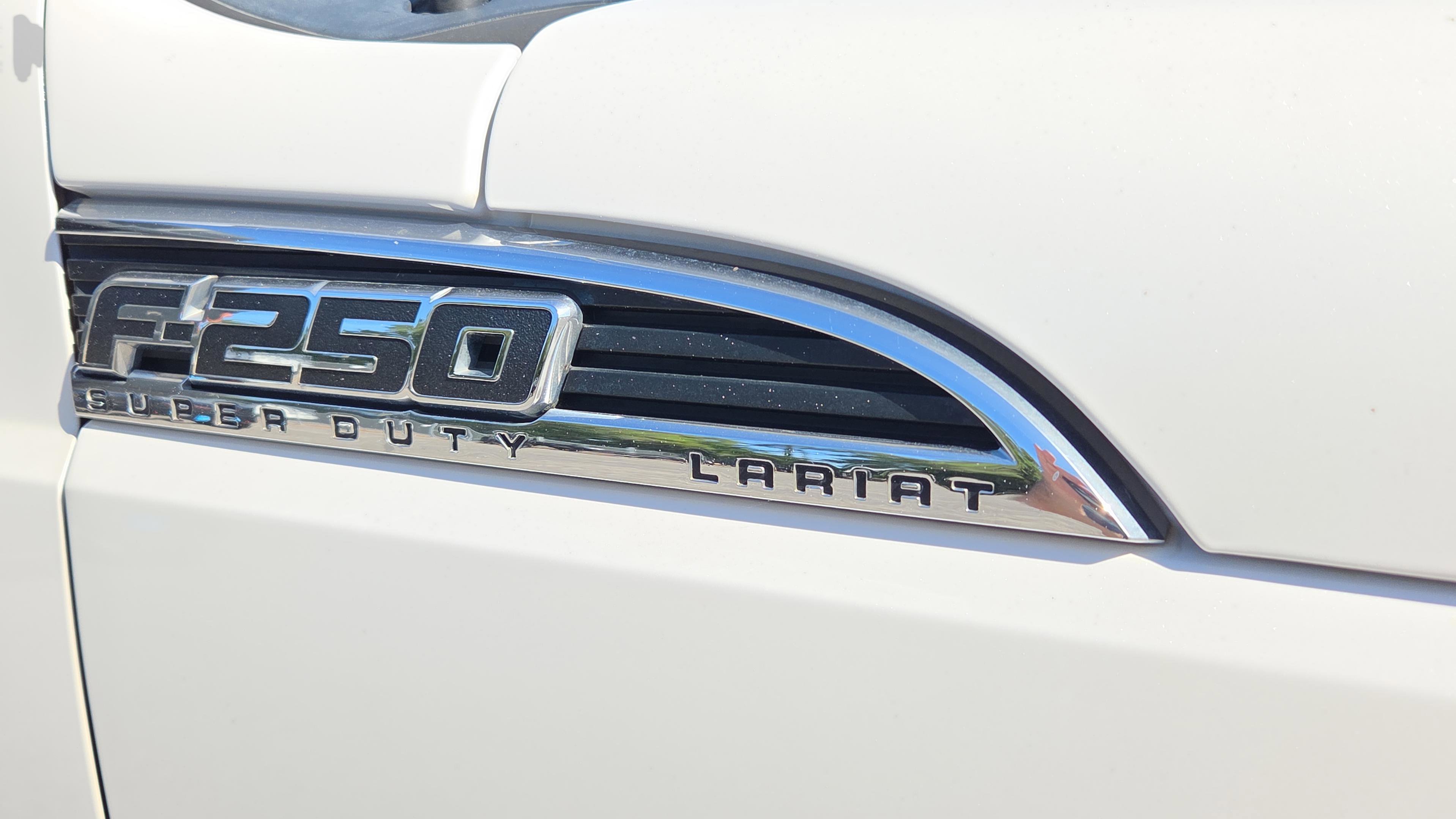 Used 2016 Ford F250 Lariat w/ FX4 Off-Road Package image 30