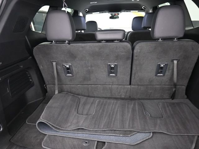 Used 2025 Buick Enclave Sport Touring image 27