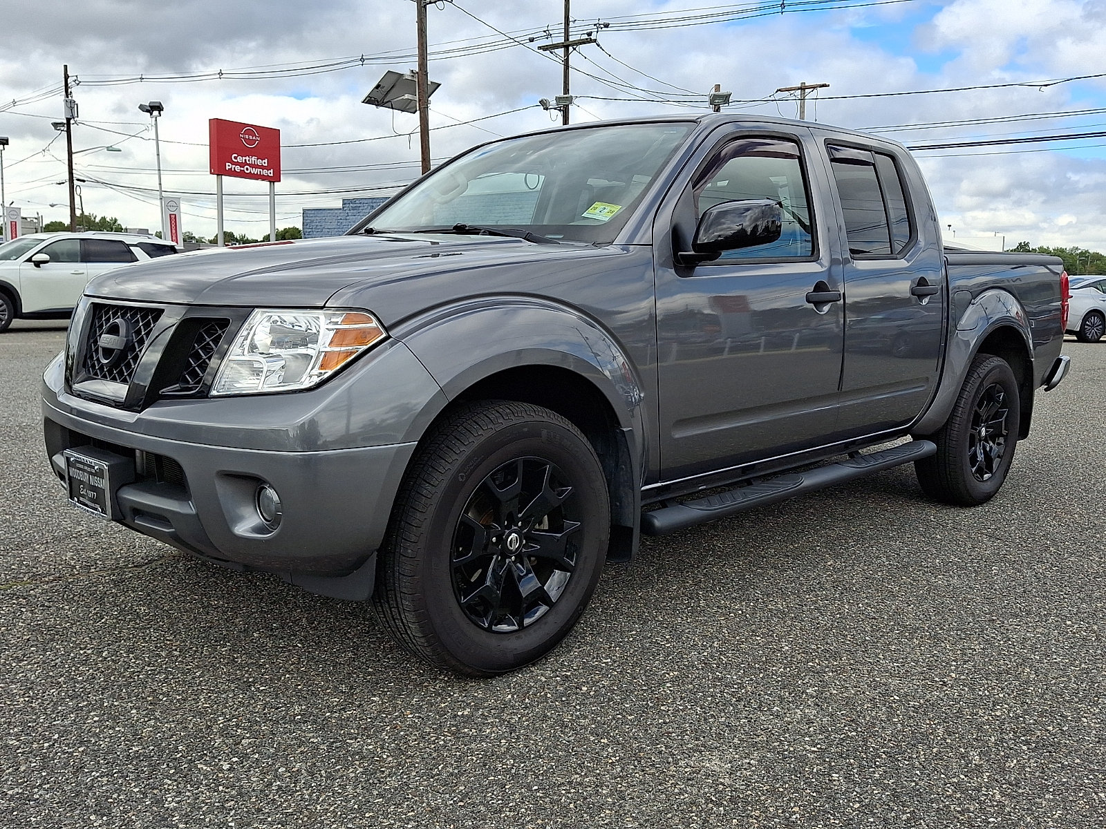 Certified 2021 Nissan Frontier SV w/ Midnight Edition Floor Mats AWD/4WD image 3