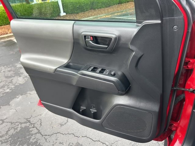 Used 2023 Toyota Tacoma SR AWD/4WD image 29