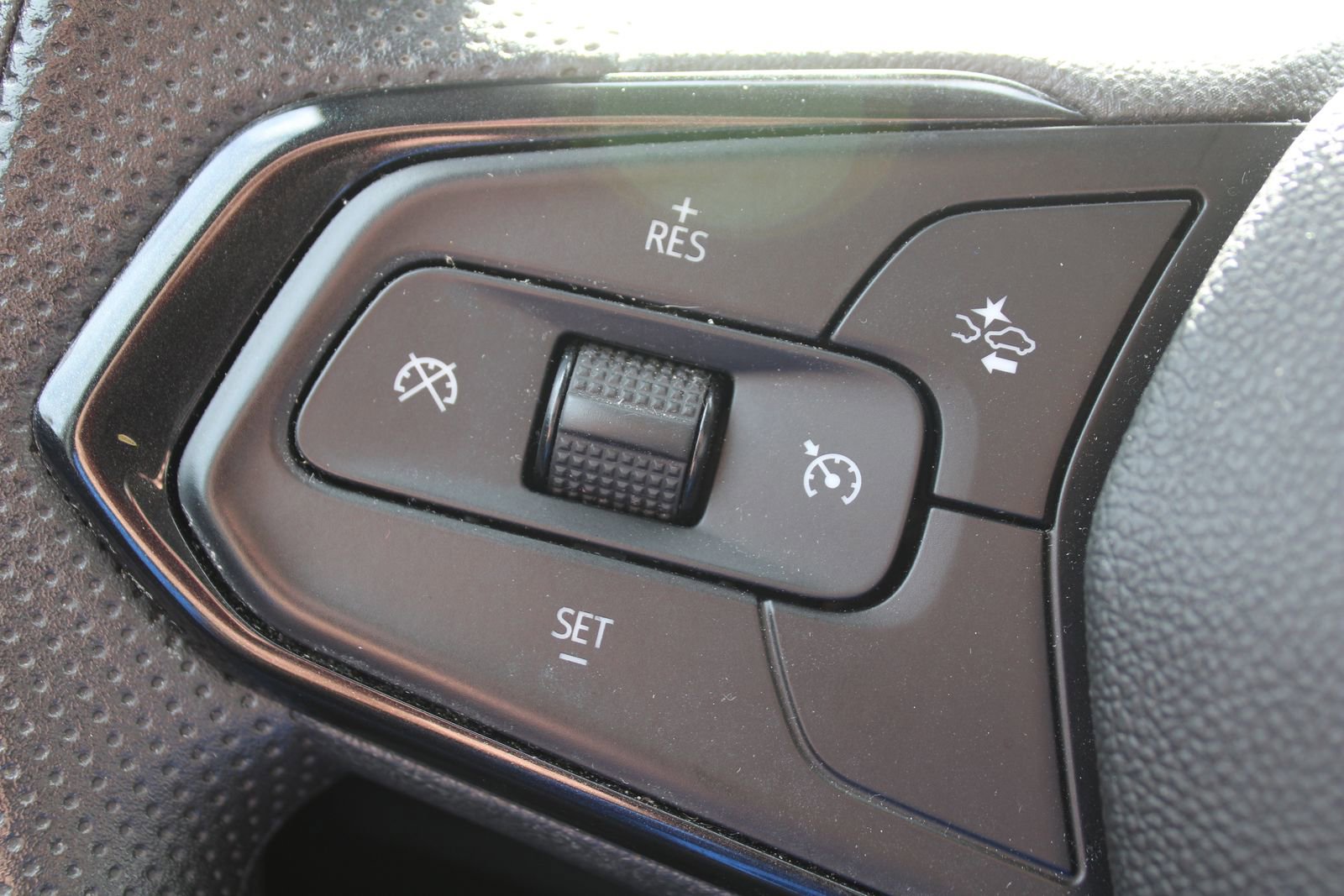 Used 2023 Chevrolet TrailBlazer LT image 27