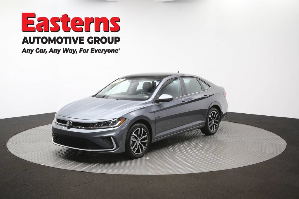Used 2025 Volkswagen Jetta SE FWD image 55