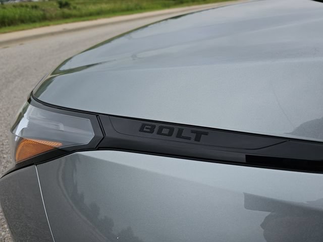 New 2027 Chevrolet Bolt LT w/ Comfort Package FWD image 31