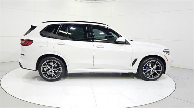 Used 2022 BMW X5 sDrive40i w/ M Sport Package RWD image 9