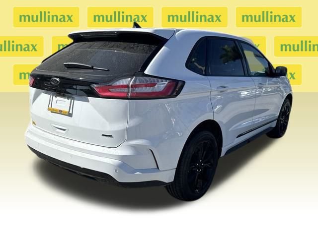 New 2024 Ford Edge SE w/ Black Appearance Package image 15