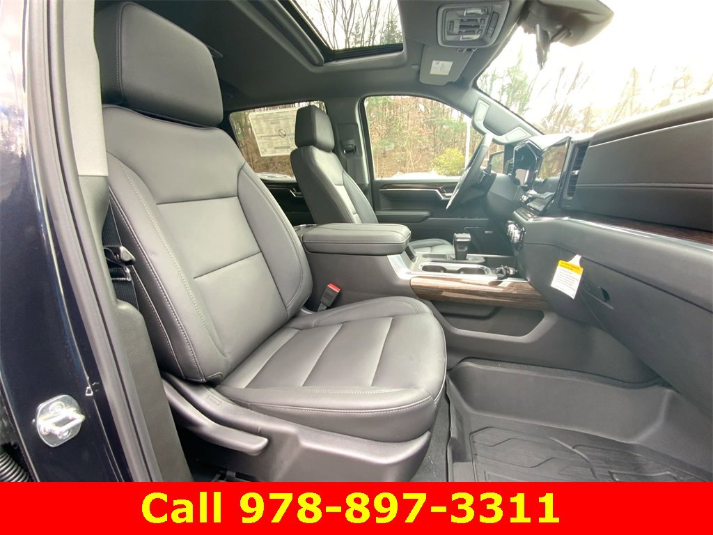 New 2025 GMC Sierra 1500 Elevation w/ Elevation Premium Package image 29