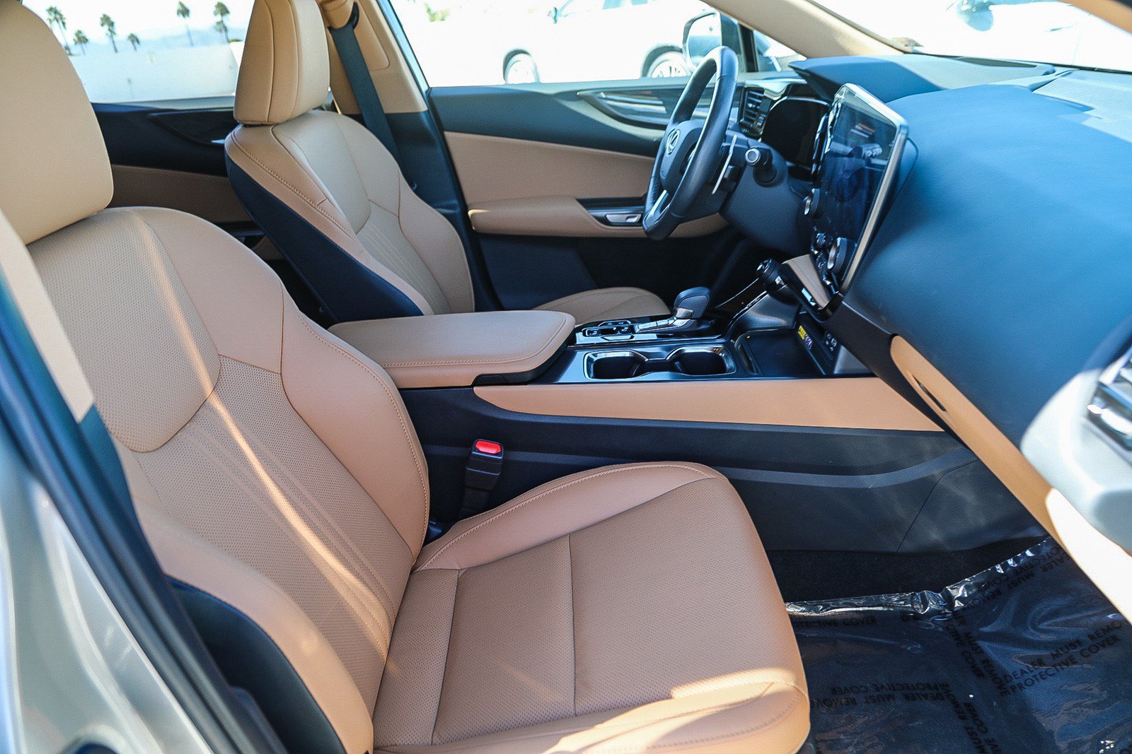 Certified 2026 Lexus NX 350h AWD w/ Accessory Package (2T) image 16
