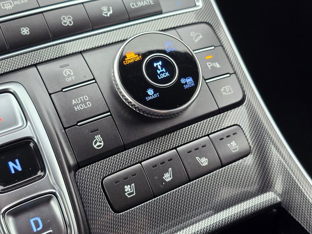 Used 2023 Hyundai Santa Fe Limited image 30