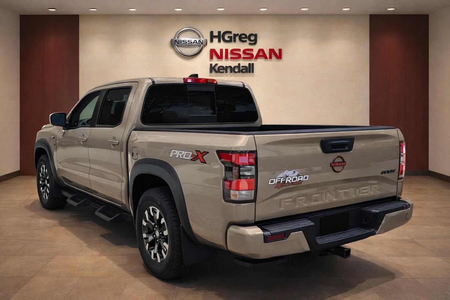 Certified 2024 Nissan Frontier Pro-X w/ Tow Package RWD image 2