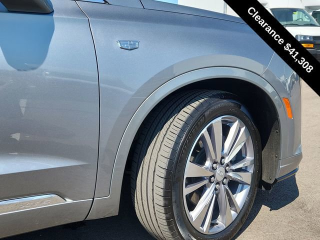 Used 2025 Cadillac XT6 Premium Luxury image 17