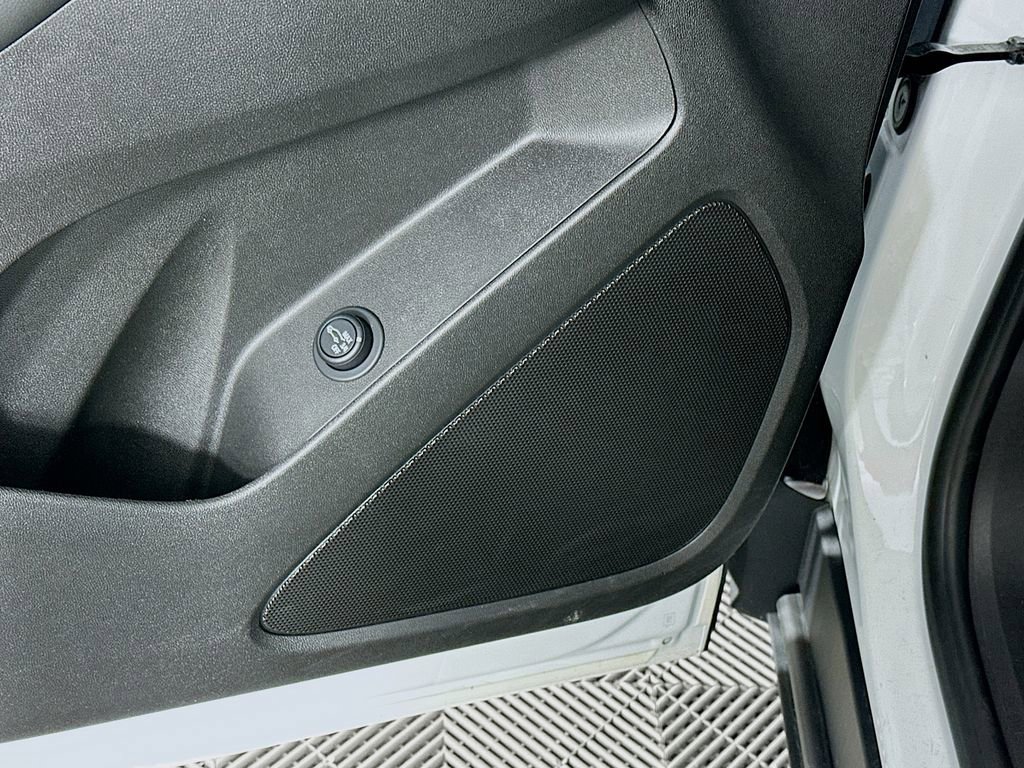 Used 2024 Chevrolet Equinox LT image 25