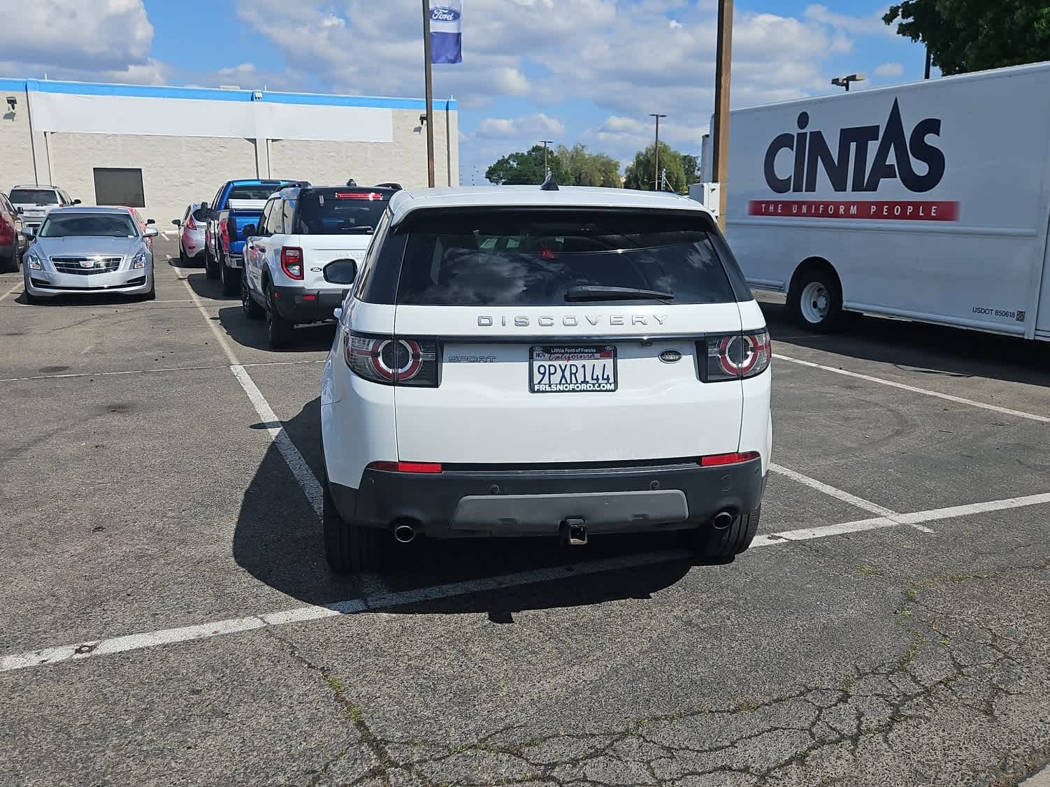 Used 2018 Land Rover Discovery Sport SE AWD/4WD image 6