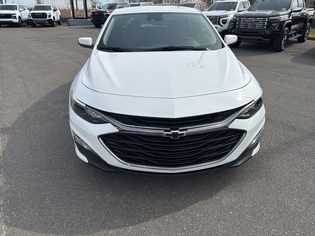 Used 2024 Chevrolet Malibu LT w/ Sport Edition image 8