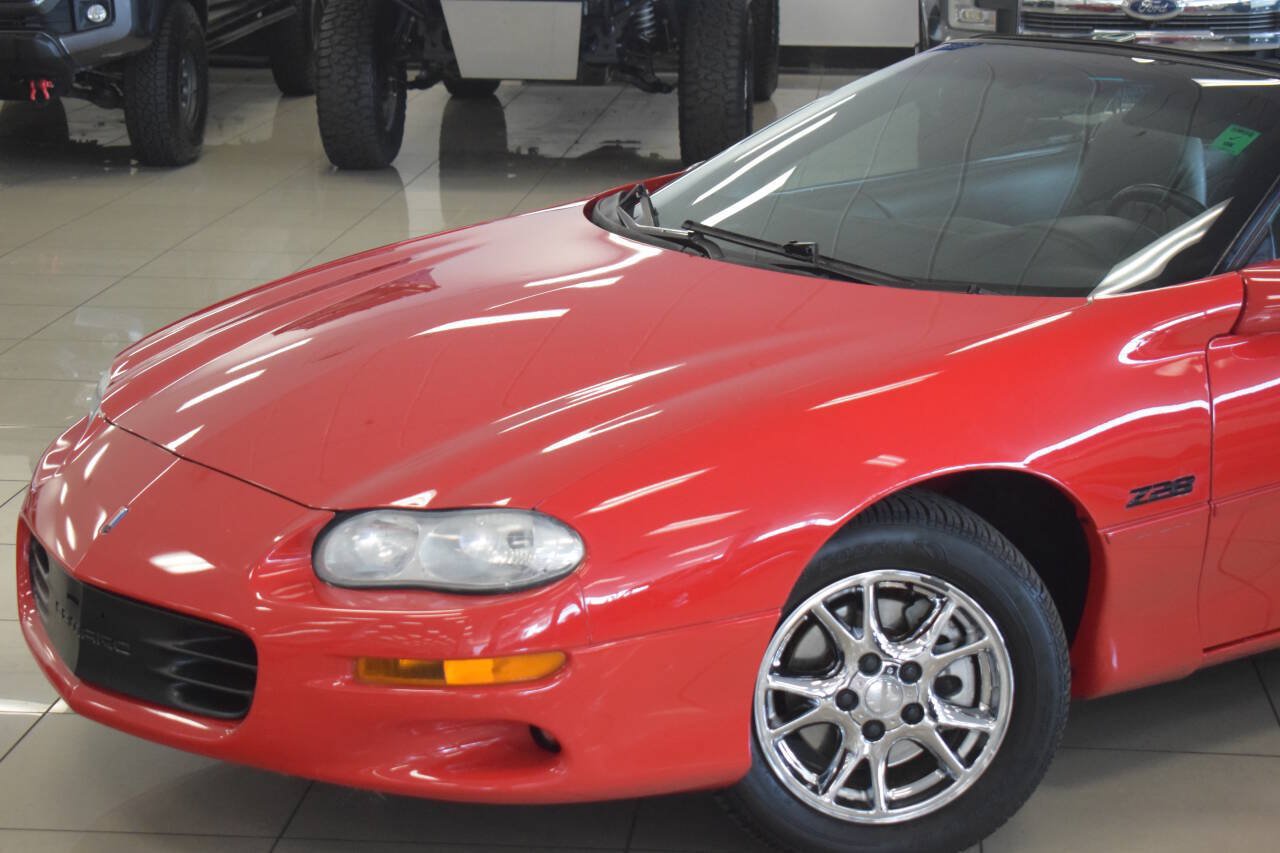 Used 2002 Chevrolet Camaro Z28 RWD image 14