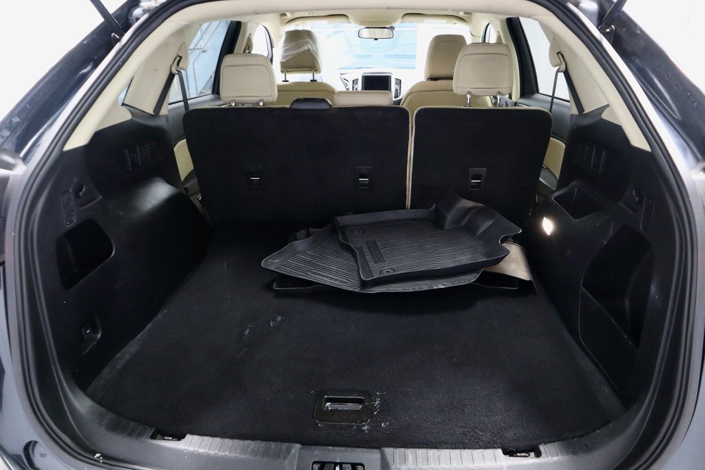 Certified 2022 Ford Edge SE image 14