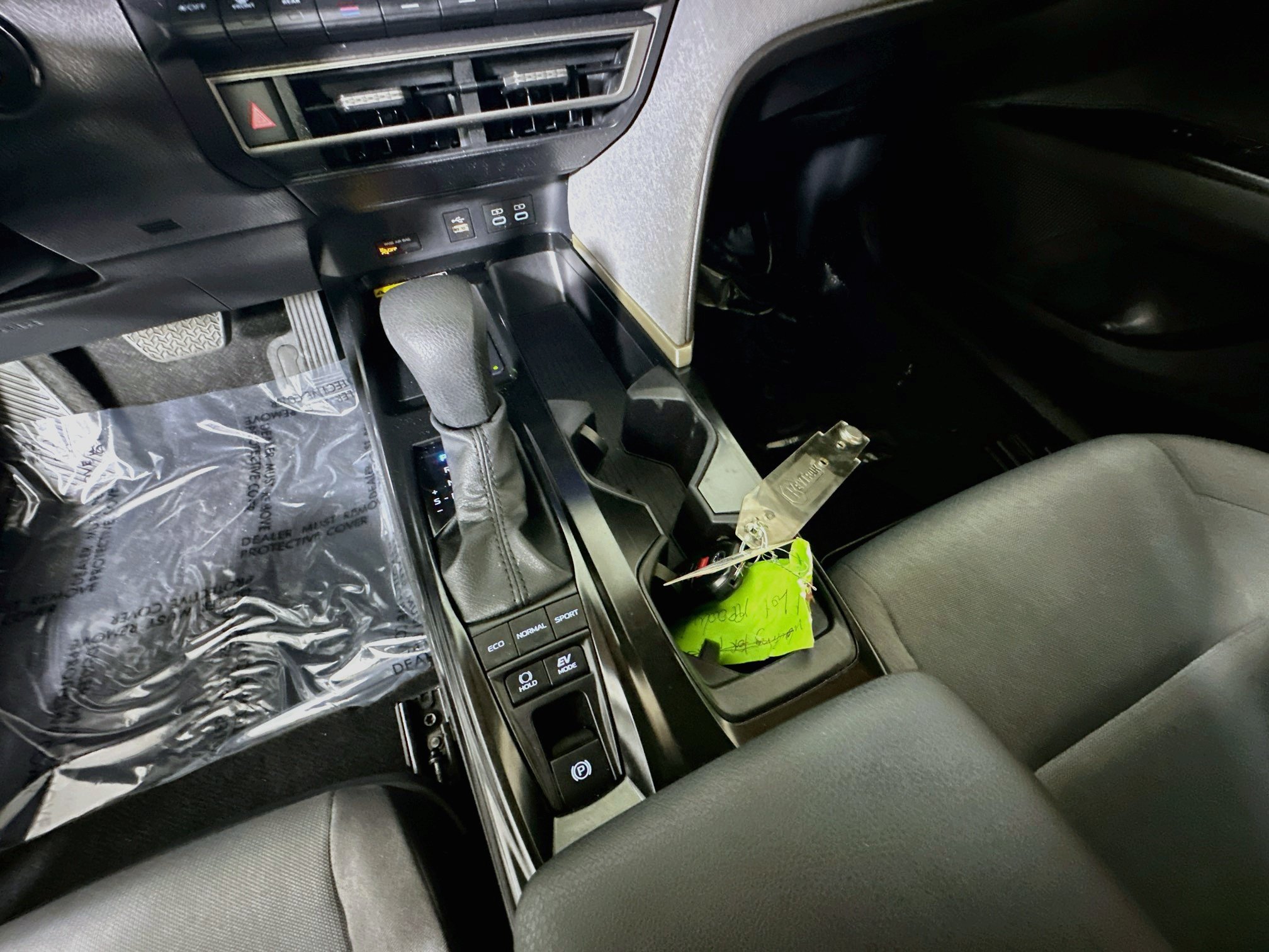 Used 2025 Toyota Camry LE w/ Convenience Package FWD image 22