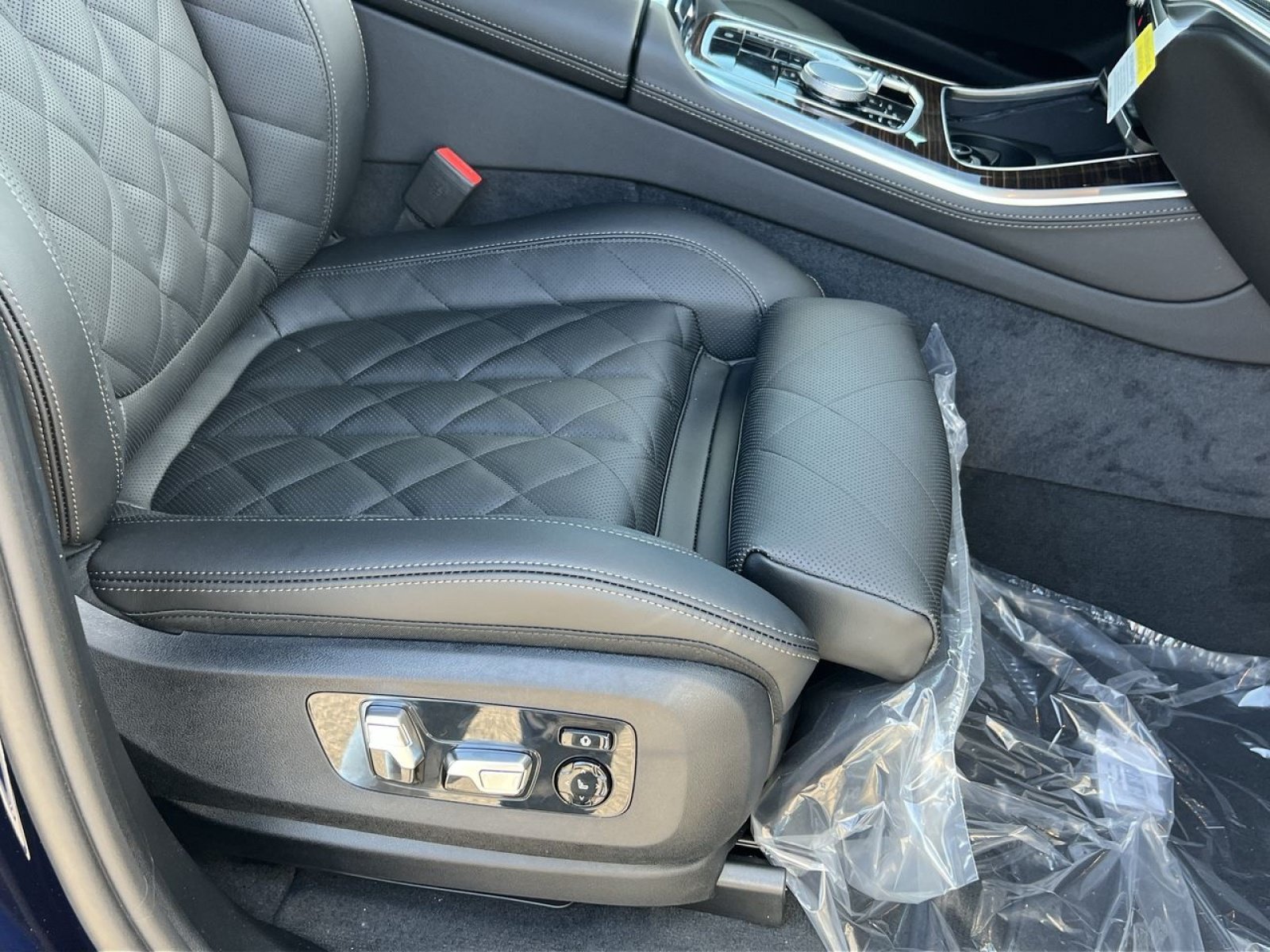New 2026 BMW X5 xDrive40i AWD/4WD image 27