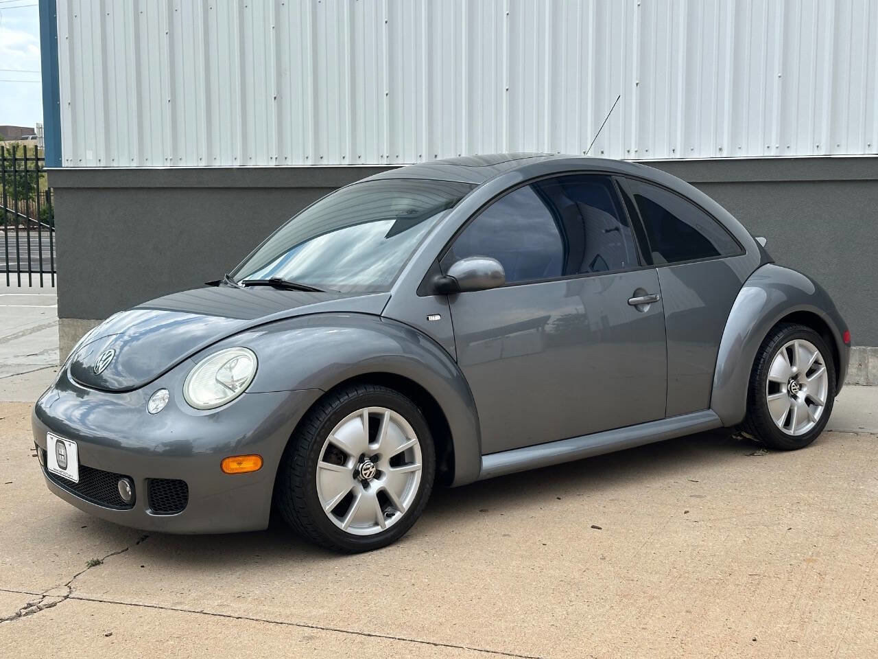 Used 2002 Volkswagen Beetle S image 6