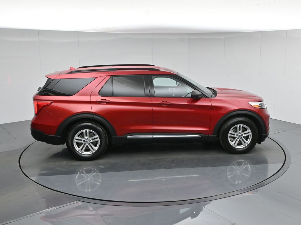 Certified 2020 Ford Explorer XLT w/ Equipment Group 202A image 46