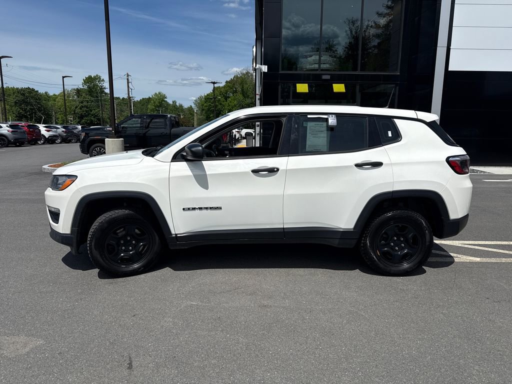 Used 2021 Jeep Compass Sport w/ Cold Weather Group AWD/4WD image 2