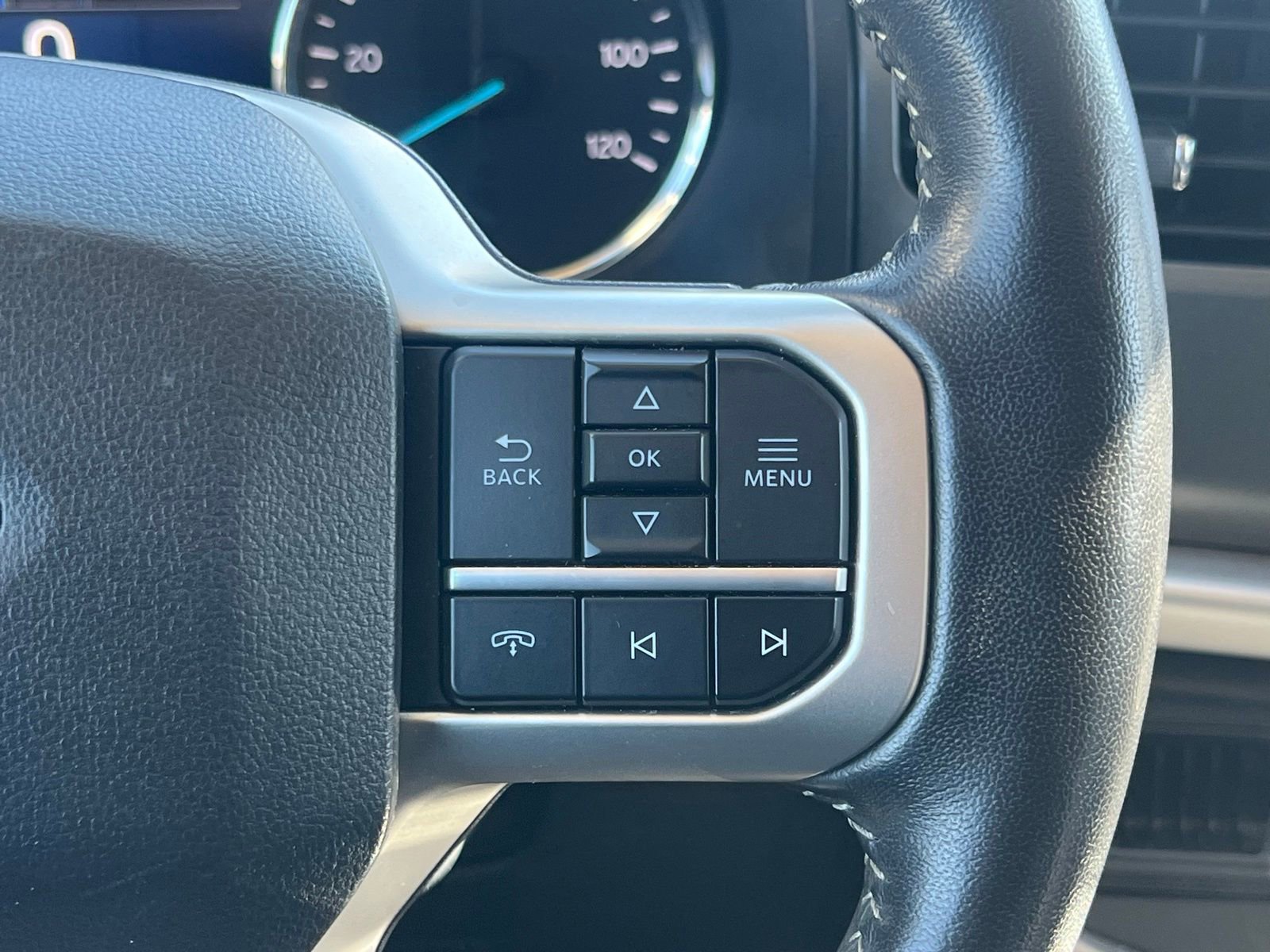 Used 2024 Ford Expedition Max XLT image 30