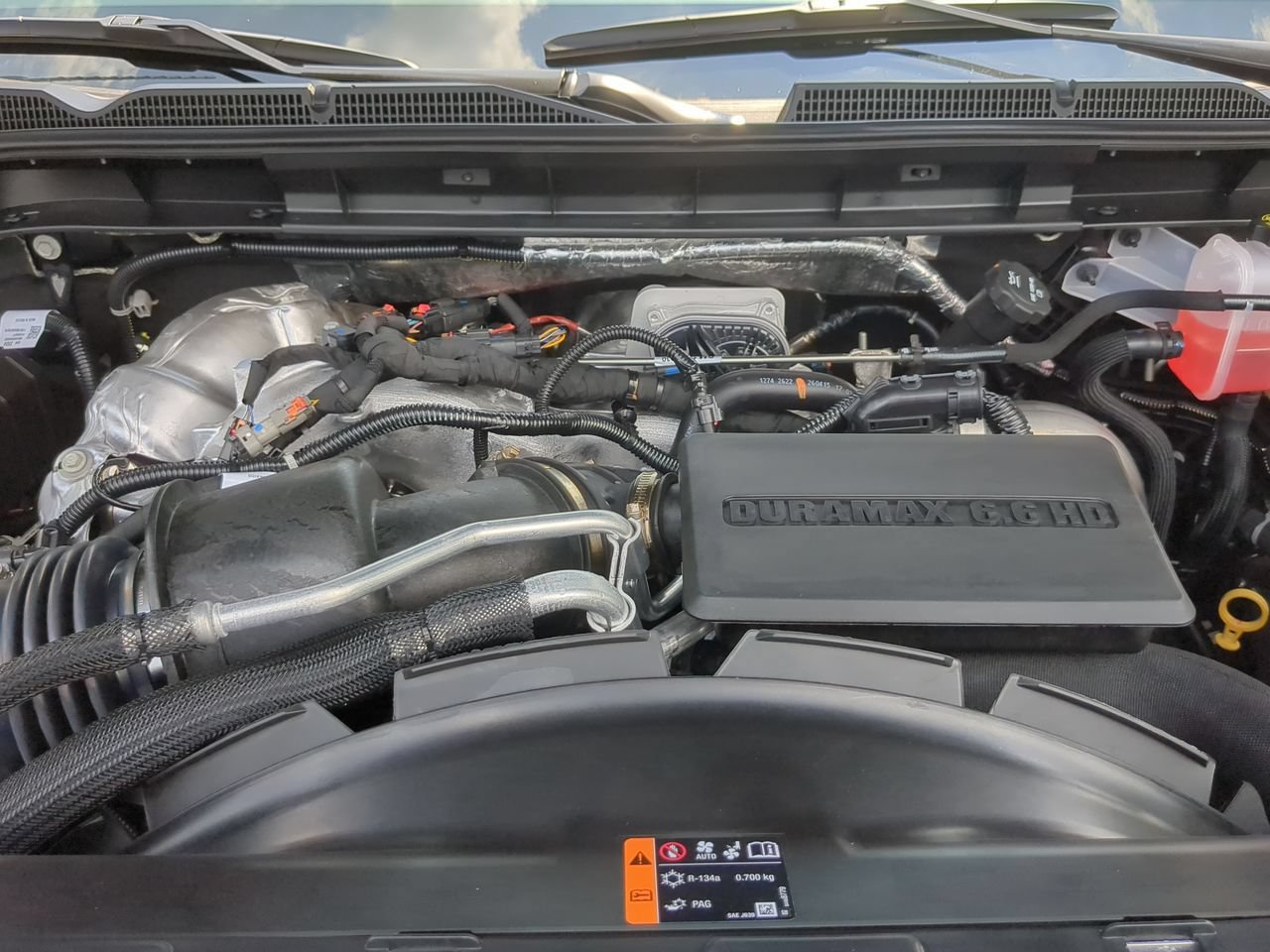 New 2026 GMC Sierra 2500 AT4 w/ AT4 Premium Plus Package AWD/4WD image 31