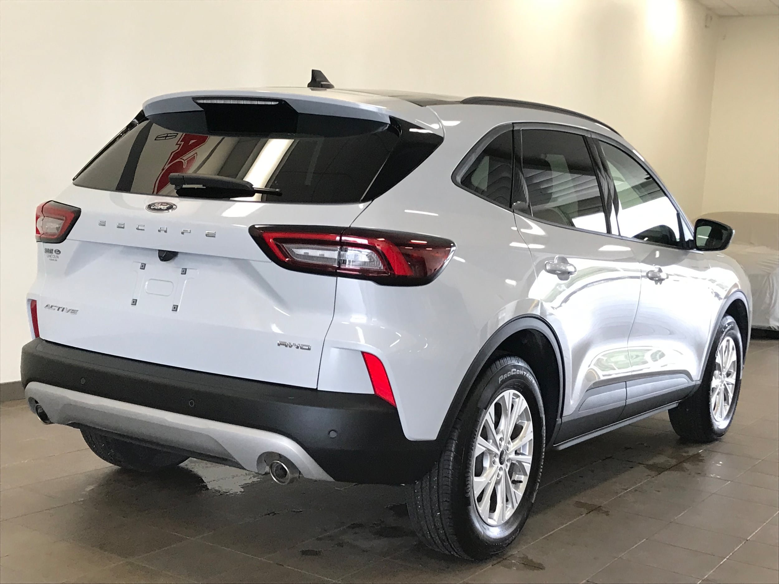 Certified 2026 Ford Escape Active w/ Active Premium Tech Pack AWD/4WD image 9