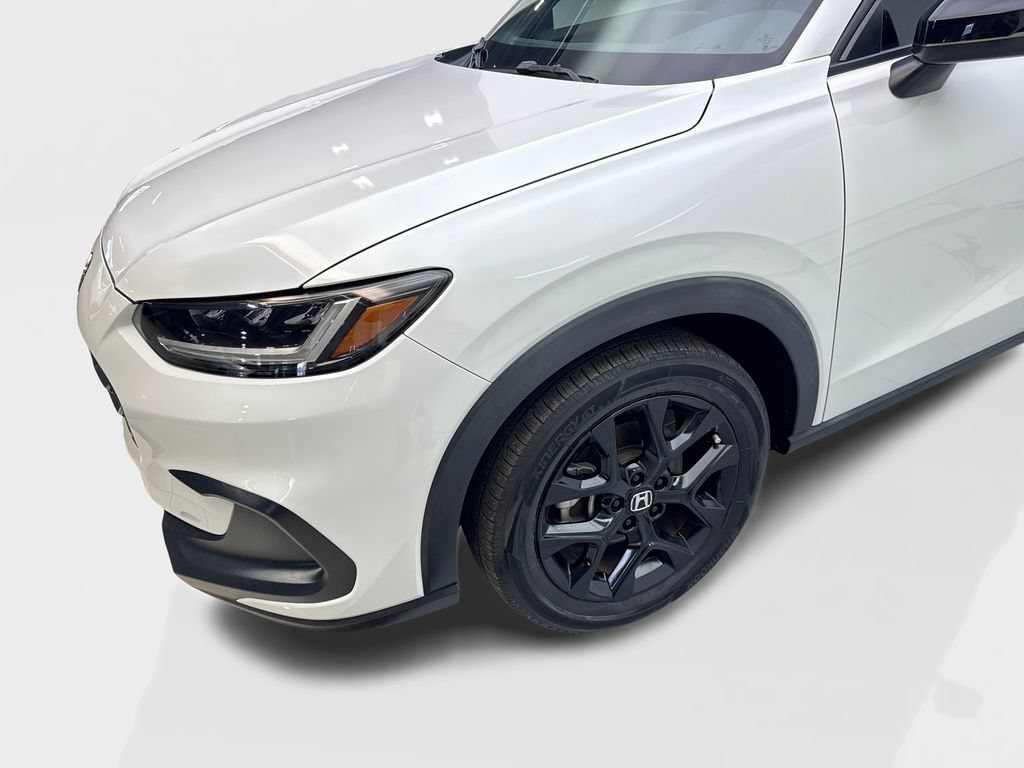 Used 2023 Honda HR-V Sport image 17